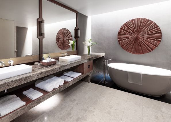 Anantara Al Baleed - Garden View Suite Washroom
